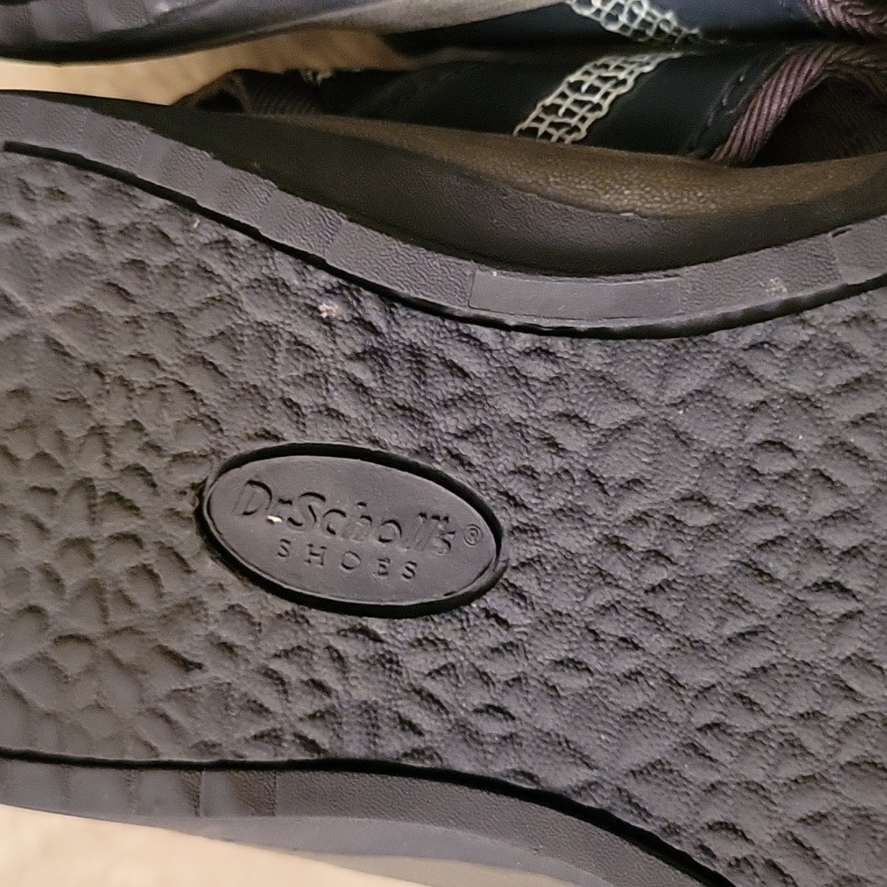 Dr. Scholl's Women's Navy Strappy Sandals. Gel Cushion Size 6M. - Picture 6 of 15